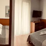 Bed and breakfast Sobe/rooms Riva 3*