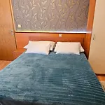 Bed and breakfast Sobe/rooms Riva