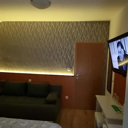 Sobe/rooms Riva B&B 3*