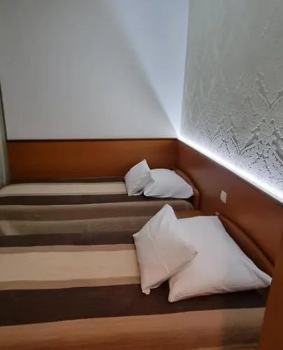 Sobe/rooms Riva krevet i doručak Zadar