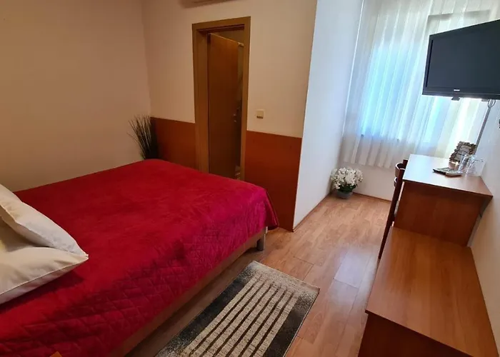 krevet i doručak Sobe/rooms Riva Zadar