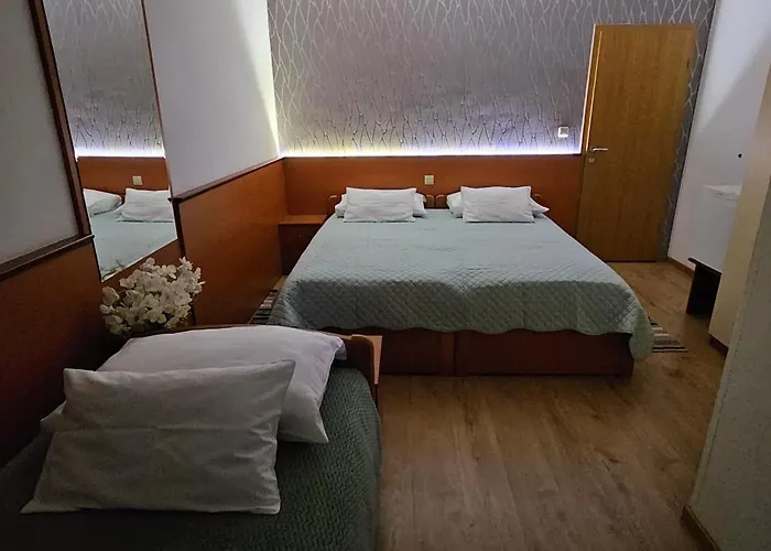 krevet i doručak Sobe/rooms Riva 3*