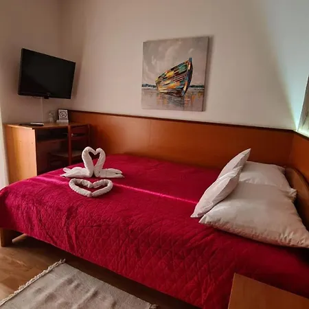 Sobe/rooms Riva