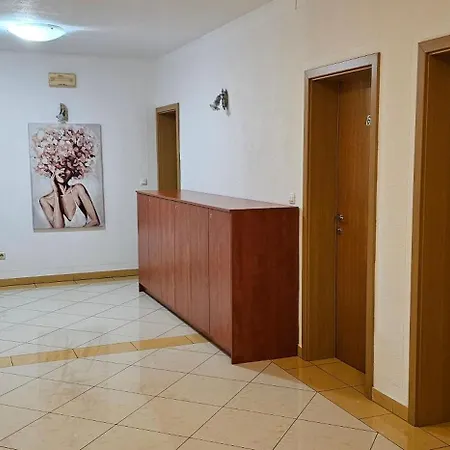 Sobe/rooms Riva 3*