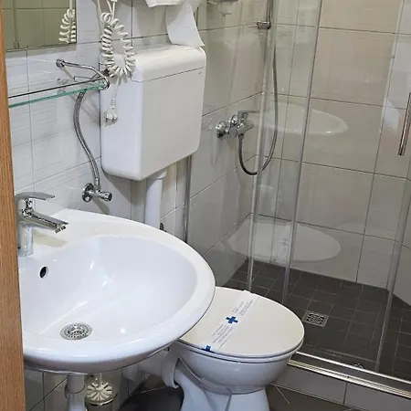 Sobe/rooms Riva Oda ve Kahvaltı 3*