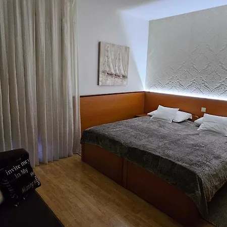 Oda ve Kahvaltı Sobe/rooms Riva