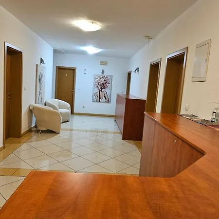 Sobe/rooms Riva Ζαντάρ