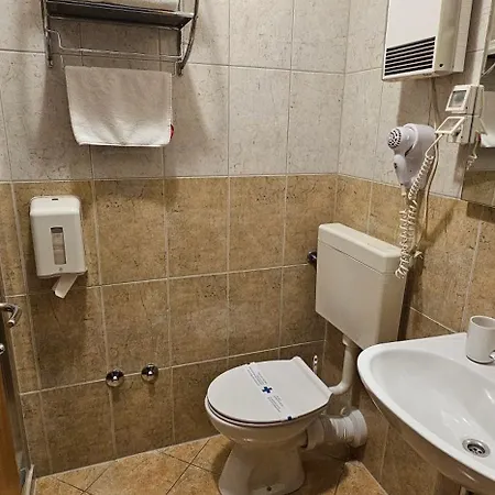 Sobe/rooms Riva Bed & Breakfast 3*