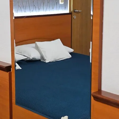 Sobe/rooms Riva Bed and Breakfast