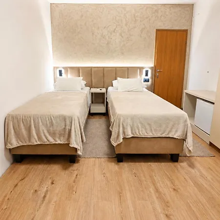Bed & Breakfast Sobe/rooms Riva