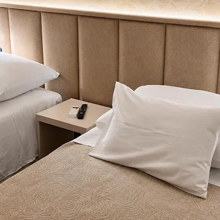 Sobe/rooms Riva 3*