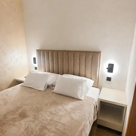 Bed & Breakfast Sobe/rooms Riva 3*