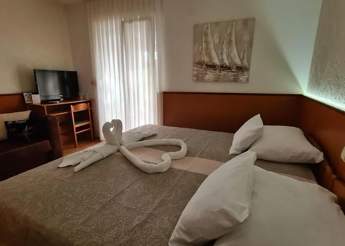 Sobe/rooms Riva Zadar