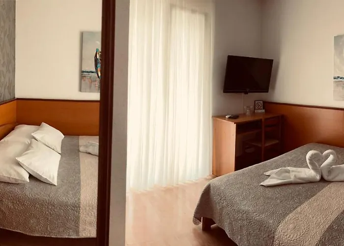 Bed & Breakfast Sobe/rooms Riva 3*