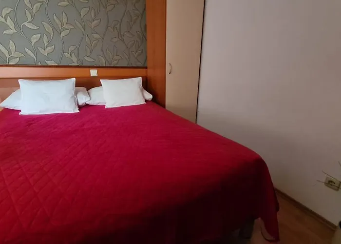 Sobe/rooms Riva Bed & Breakfast 3*